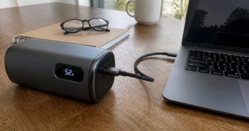Powerbank lädt Notebook über USB-C